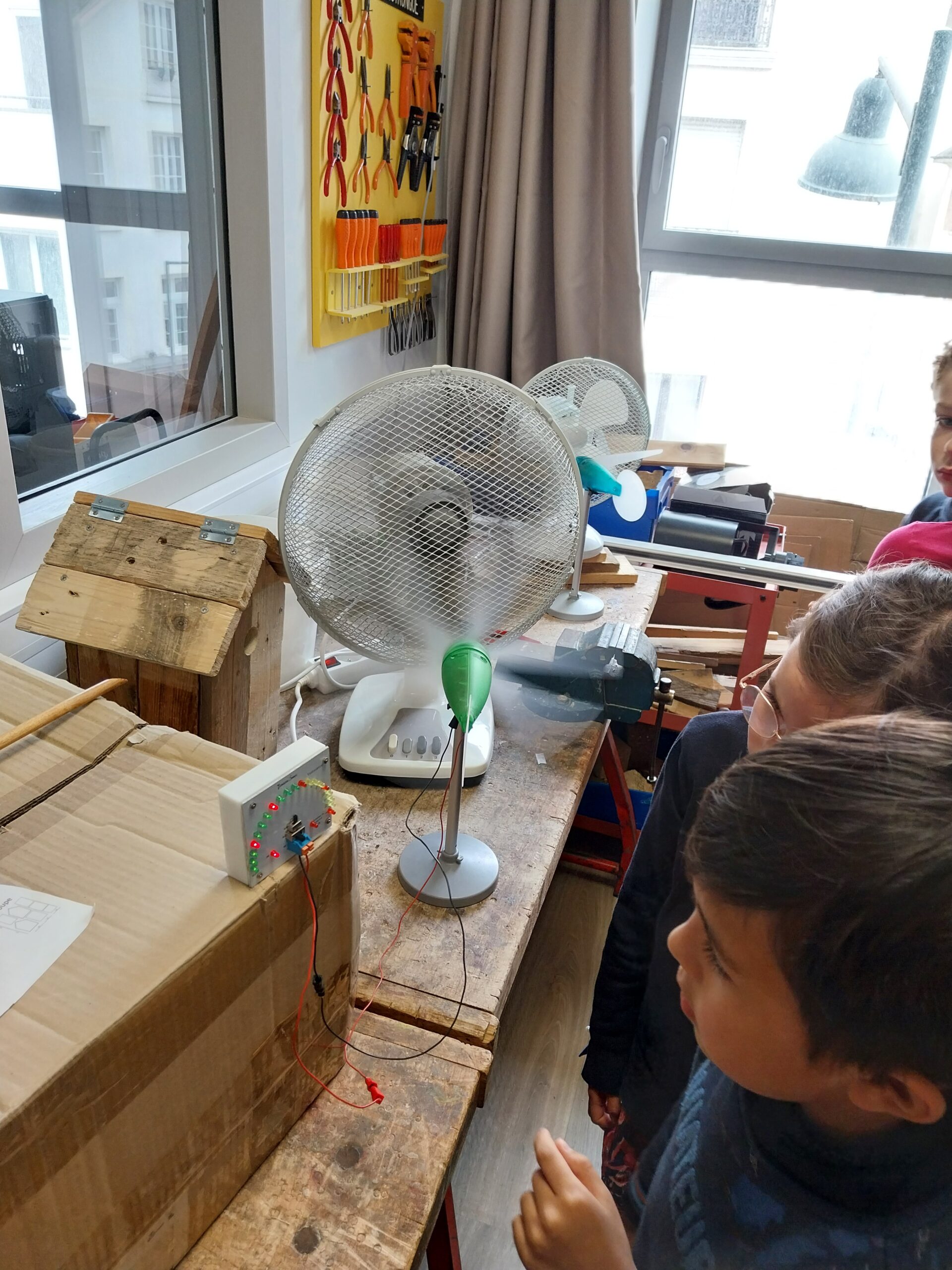 Atelier Sciences pour les CE1 : À la découverte des énergies renouvelables ! ✨🔬