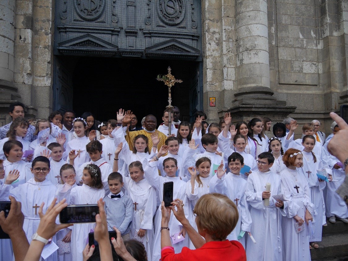 Profession de foi, baptême de nos collégiens – 2023