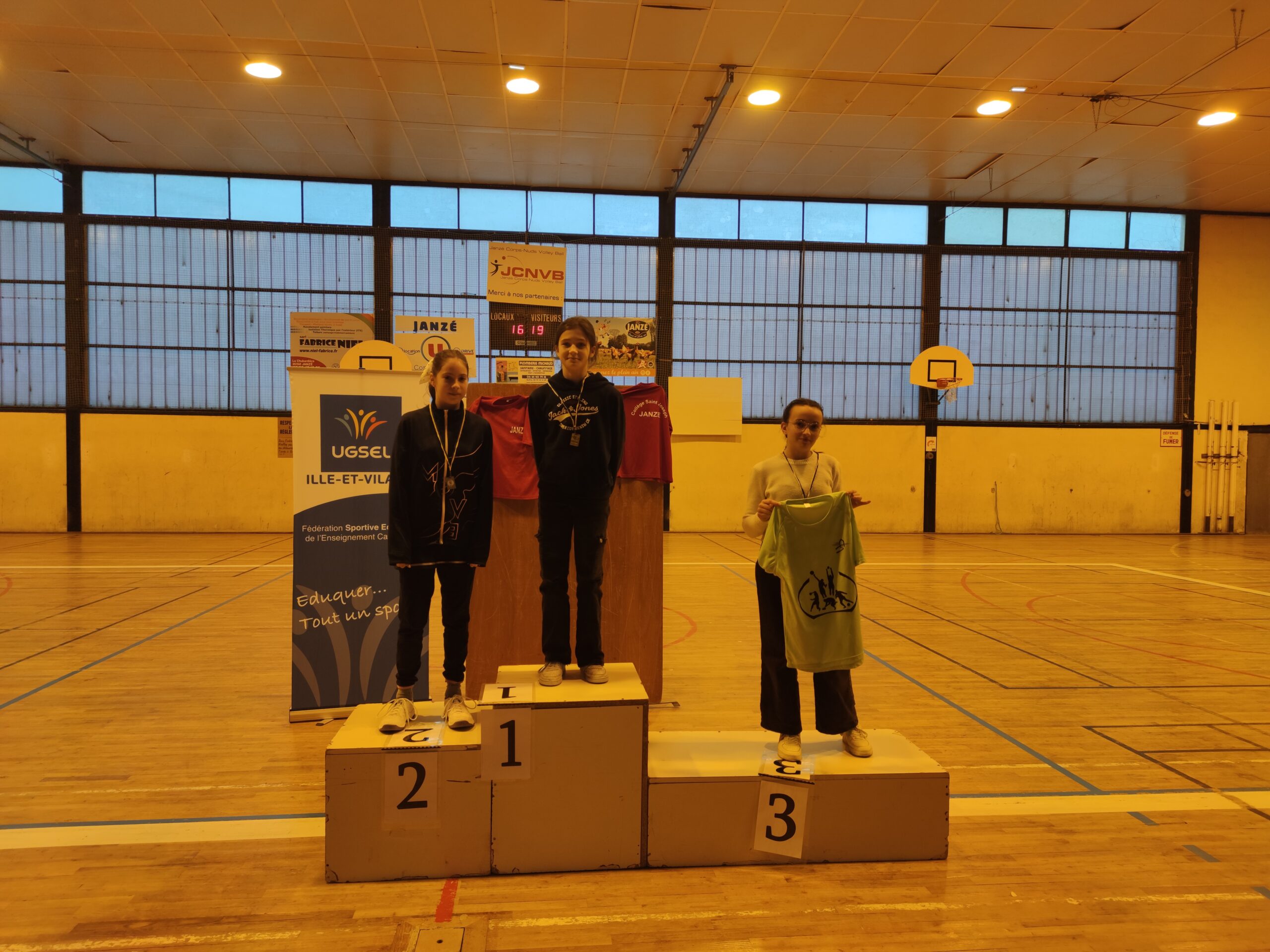 Compétition de Badminton, en route vers le championnat régional 🌟