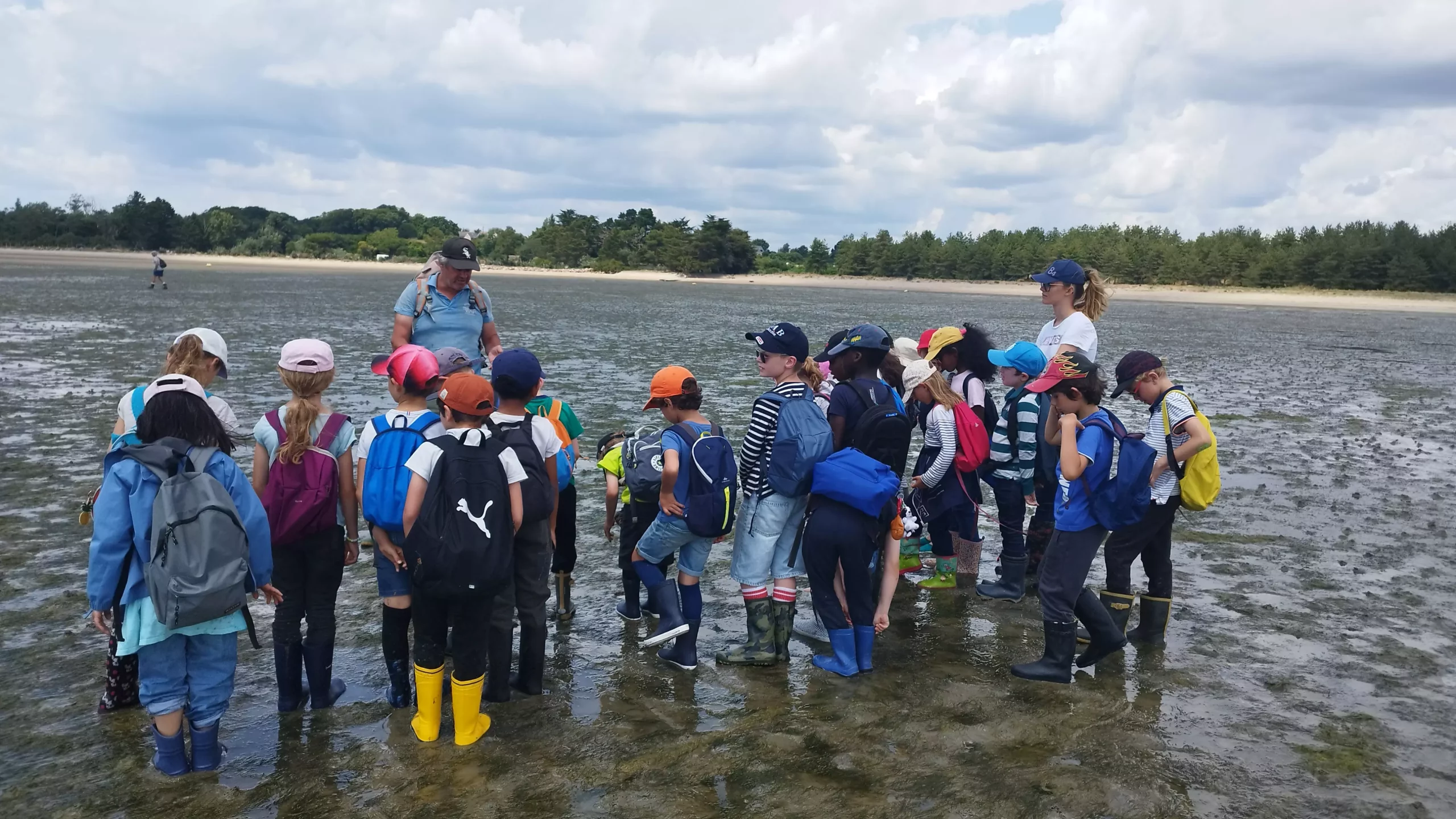 À la découverte de la nature et de l’aventure : La Classe de Mer des CE1 Jade et Saphir en juin 2023 🏖️🌊🌿